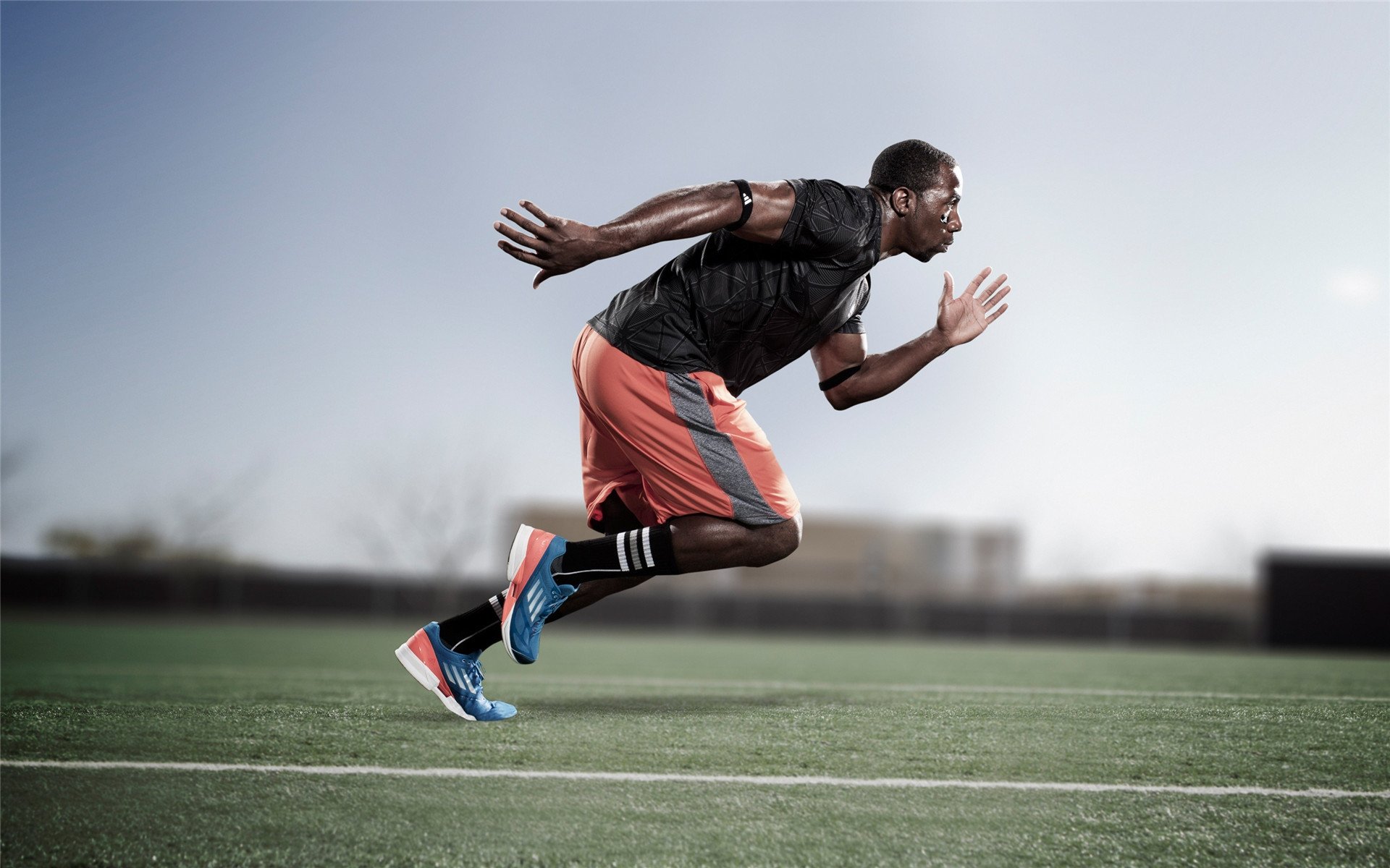 基层足球普及工程持续推进，青少年体育基础日益坚实，开展青少年足球训练的意义